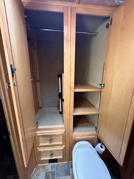 Used 2007 4-Star Trailers 3H LQ Horse Trailer