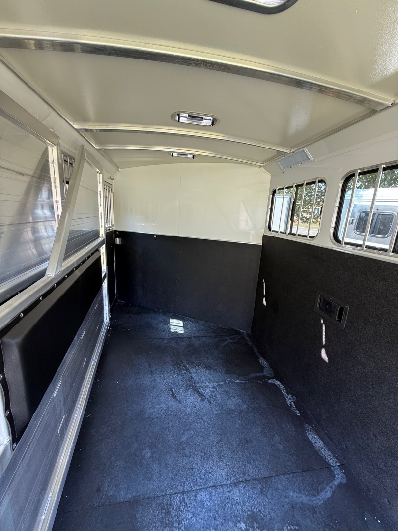 New 2026 Cimarron Trailers Norstar 3 Horse Slant Bumper Pull RTG Horse Trailer