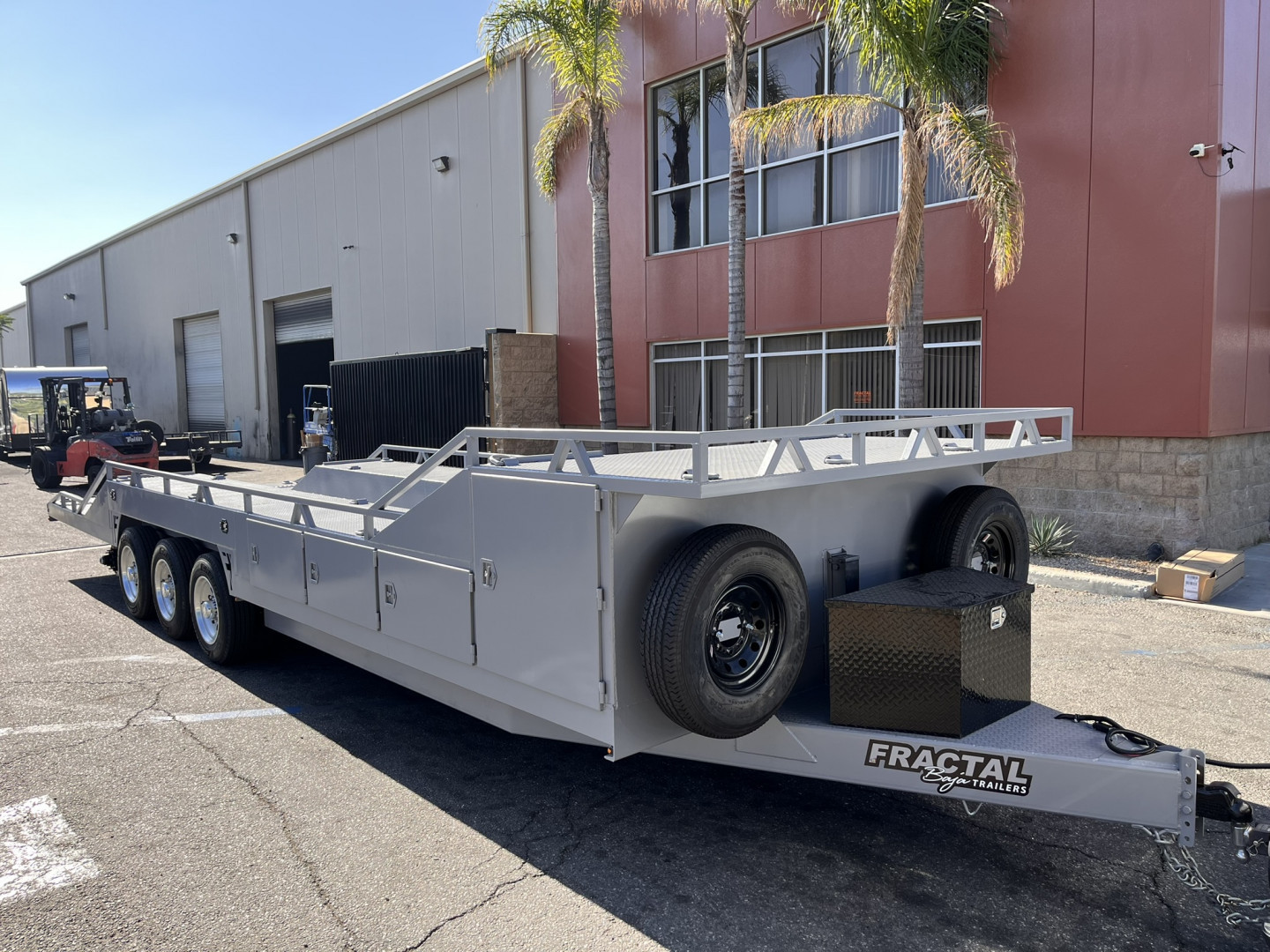 New 2026 30' FRACTAL BAJA BOXED DECK "EL REY"