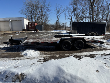 New 2025 H&H HCH8218BP-100 Car Hauler (16+2)