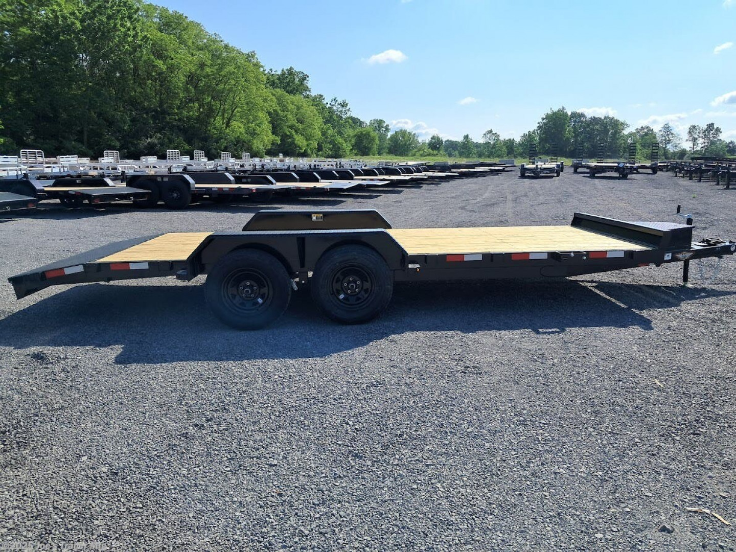New 2025 H&H HCH8220BP-100 Car Hauler (18+2)