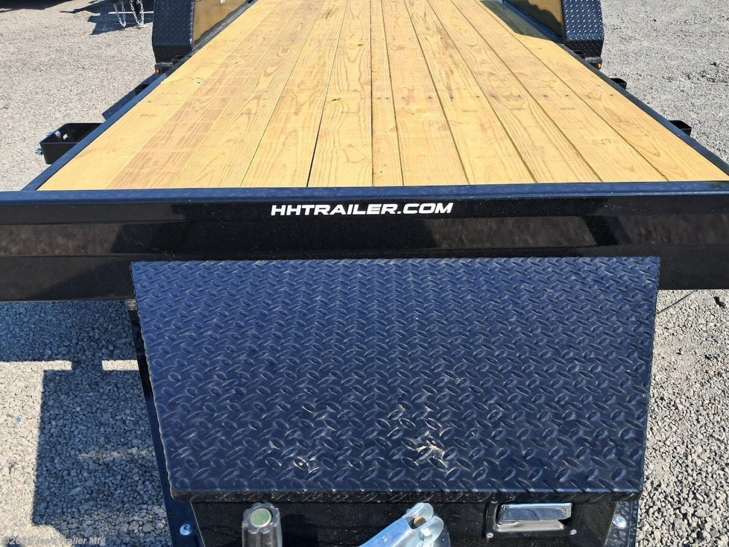 New 2025 H&H HCH8220BP-100 Car Hauler (18+2)