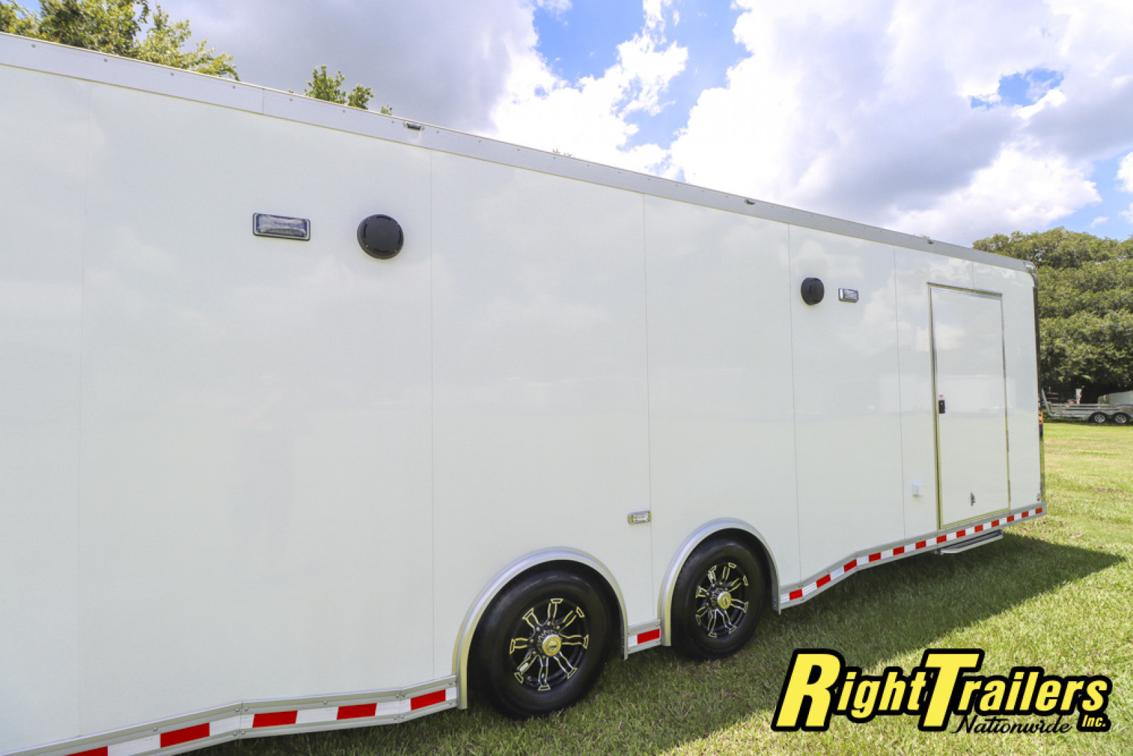 Used 2024 8.5X28 Bravo Racing Trailer