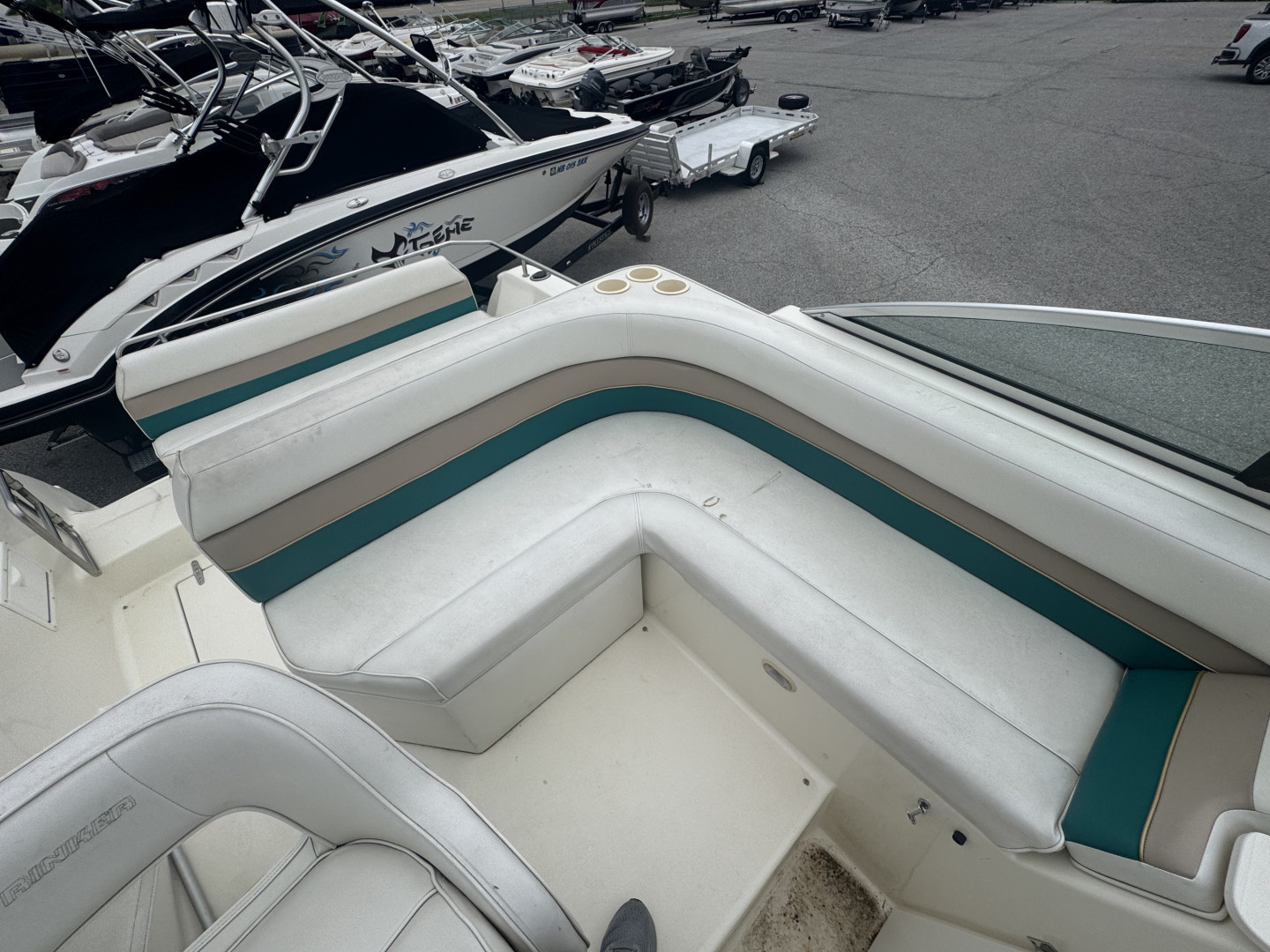 Used 1995 Rinker Fiesta Vee 265 Cuddy Cabin