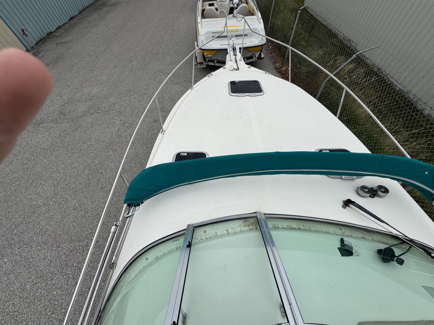 Used 1995 Rinker Fiesta Vee 265 Cuddy Cabin