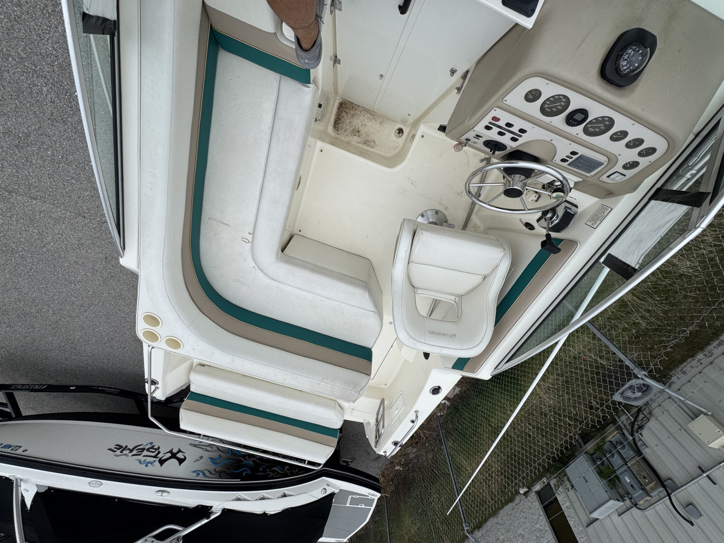 Used 1995 Rinker Fiesta Vee 265 Cuddy Cabin