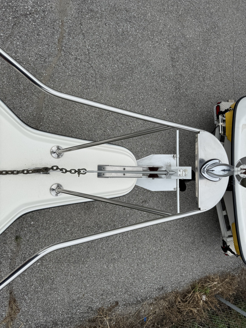 Used 1995 Rinker Fiesta Vee 265 Cuddy Cabin