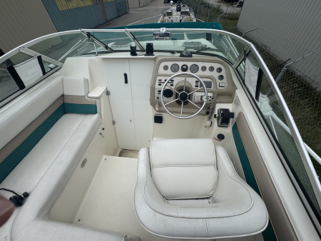 Used 1995 Rinker Fiesta Vee 265 Cuddy Cabin