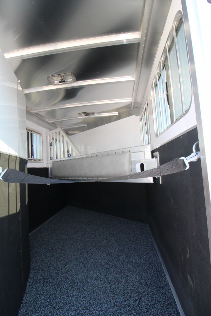 New 2025 Featherlite Trailers 9400-7224 Horse Trailer