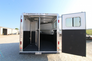 New 2025 Featherlite Trailers 9400-7224 Horse Trailer