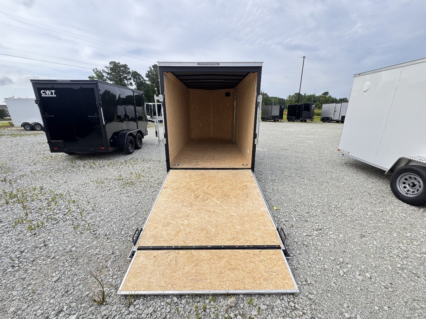 2025 Covered Wagon photo 5