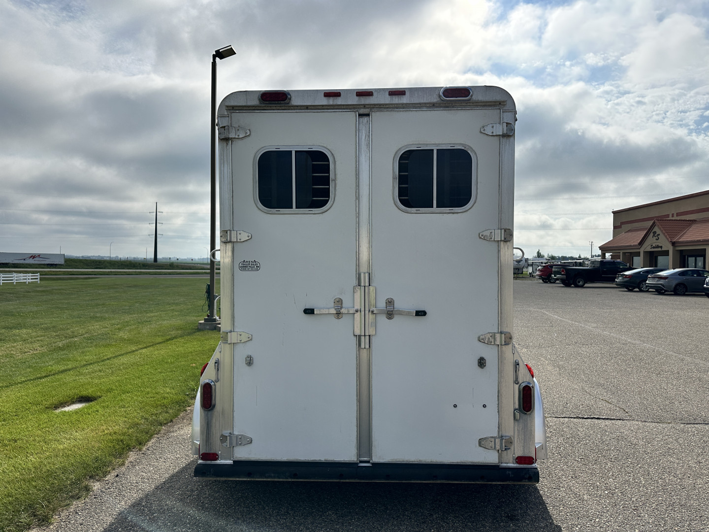 Used 2006 4-Star Trailers 2H BP Str. Load w/ Mangers Horse Trailer