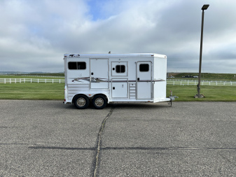 Used 2006 4-Star Trailers 2H BP Str. Load w/ Mangers Horse Trailer