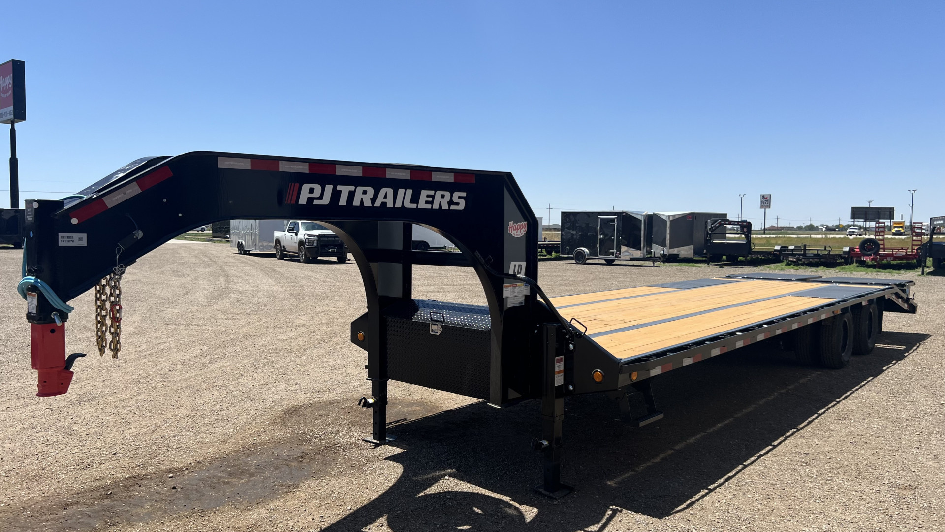 New 2026 PJ 102"x30' GN Low-Pro Flatbed w/ Duals - LD