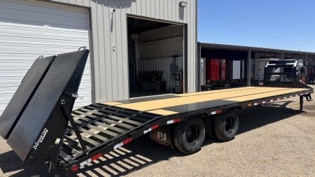 New 2026 PJ 102"x30' GN Low-Pro Flatbed w/ Duals - LD