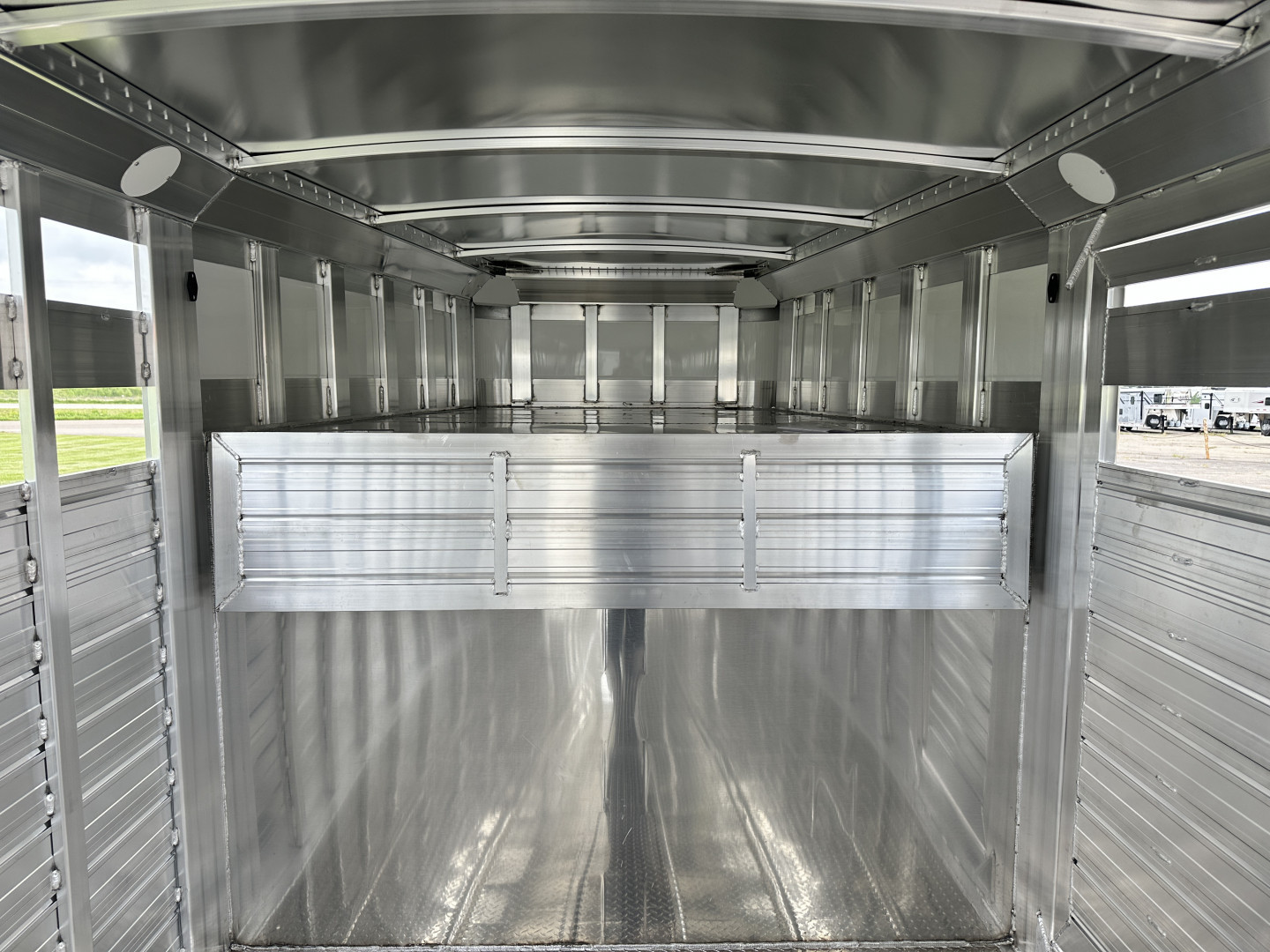 New 2026 4-Star Trailers 24' Deluxe GN Stock / Stock Combo Trailer