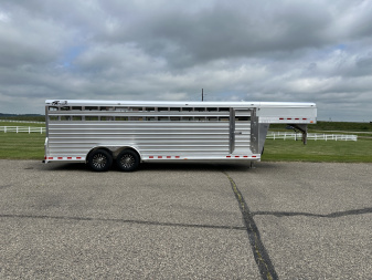 New 2026 4-Star Trailers 24' Deluxe GN Stock / Stock Combo Trailer