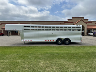 New 2026 4-Star Trailers 24' Deluxe GN Stock / Stock Combo Trailer