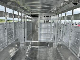New 2026 4-Star Trailers 24' Deluxe GN Stock / Stock Combo Trailer