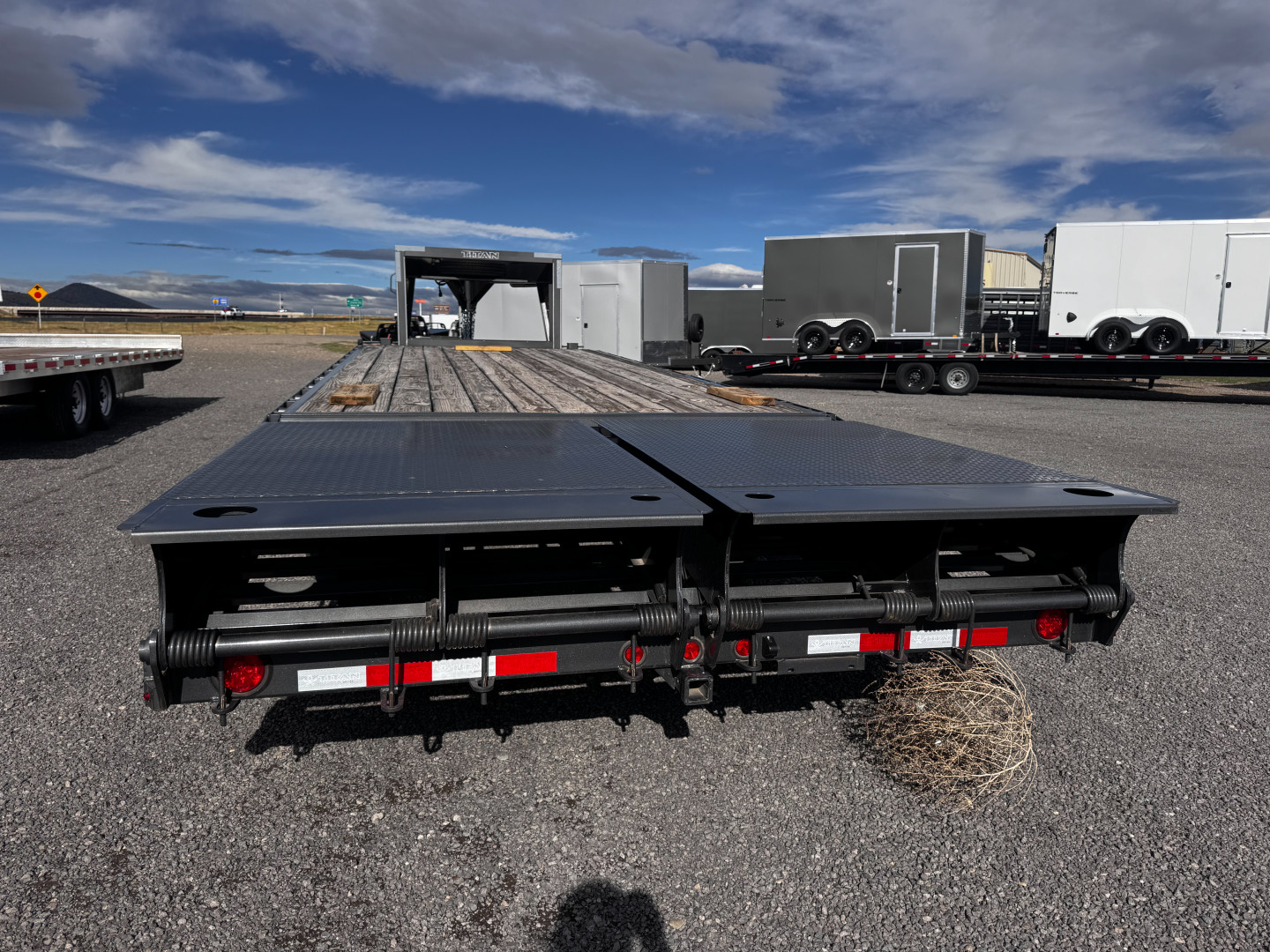 New 2025 Titan Trailer 26' GN Equipment Trailer