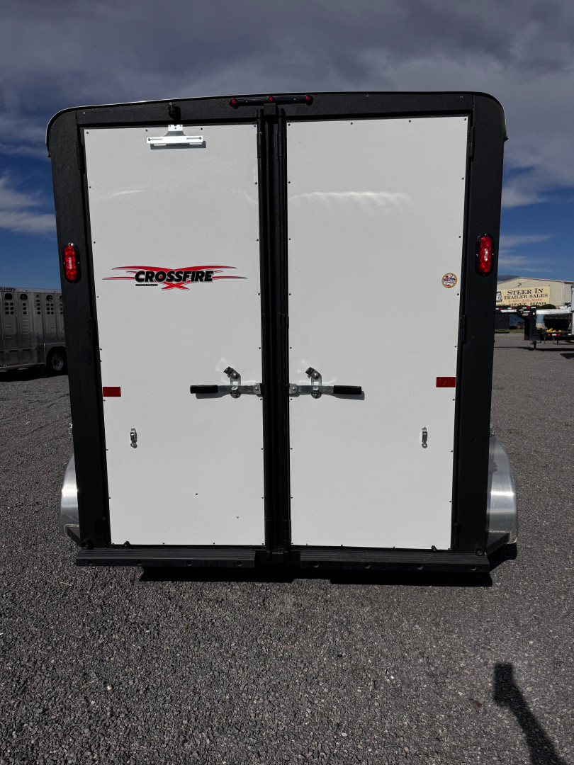 New 2024 LOGAN COACH 2H BP CROSSFIRE Horse Trailer