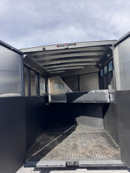 New 2024 LOGAN COACH 2H BP CROSSFIRE Horse Trailer
