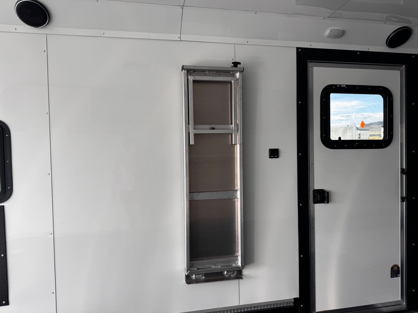 New 2025 Logan Coach 33' Horsepower Pro Package ATV Trailer