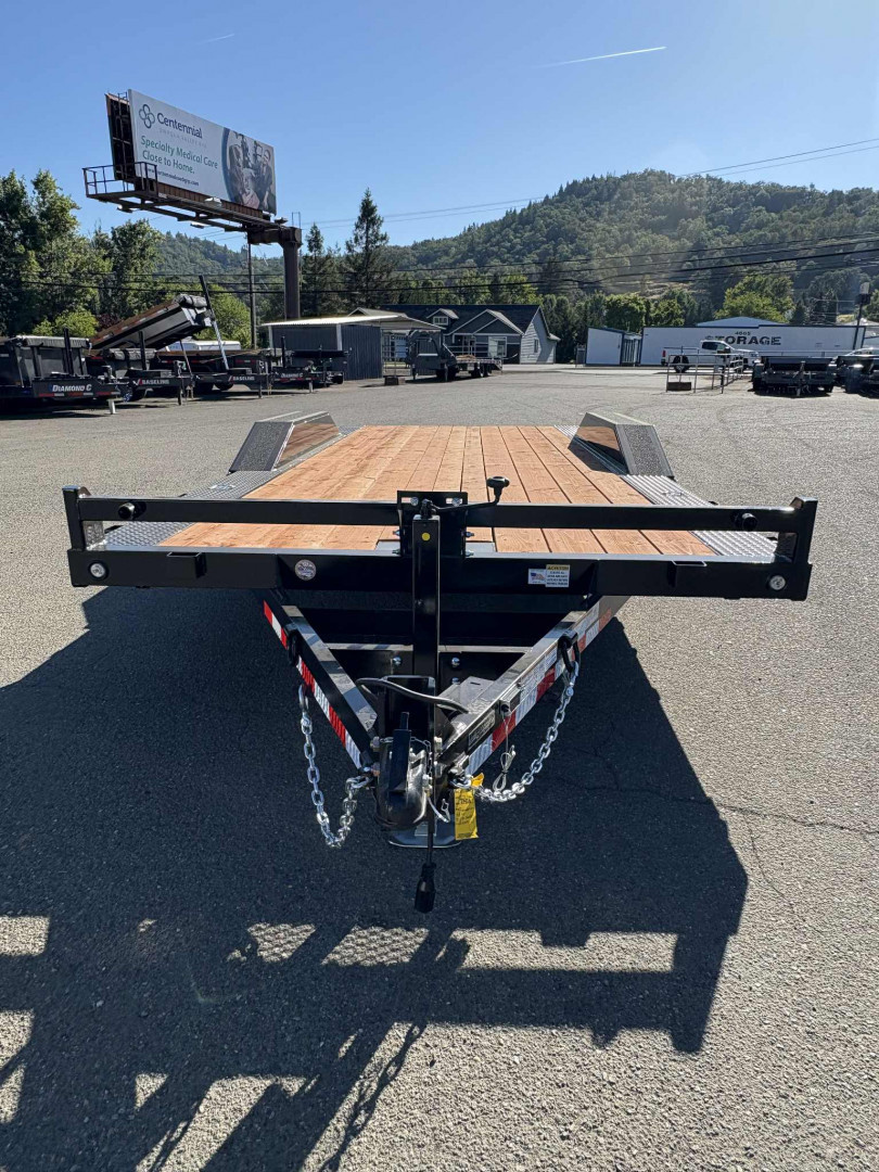 New CAR HAULER DRIVE OVER FENDERS 2026 10K VERSATILE HD718TA3 7X18 ROCK CRAWLER TRAILER BLACK