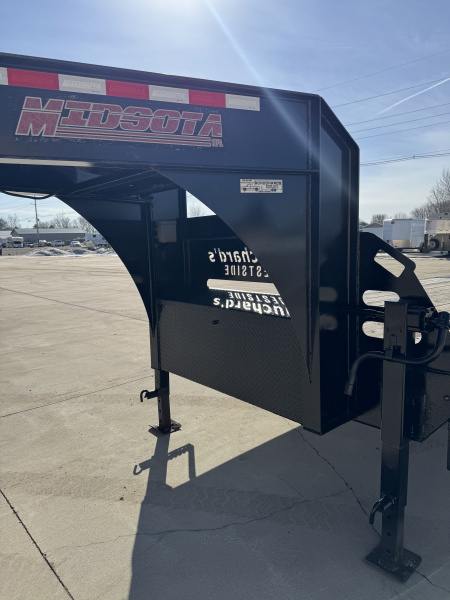 Used 2018 Midsota 32' FLATBED Gooseneck