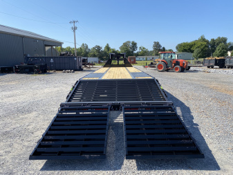 New 2025 Load Trail 102"x32' 24k Gooseneck Flatbed Trailer