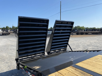 New 2025 Load Trail 102"x32' 24k Gooseneck Flatbed Trailer