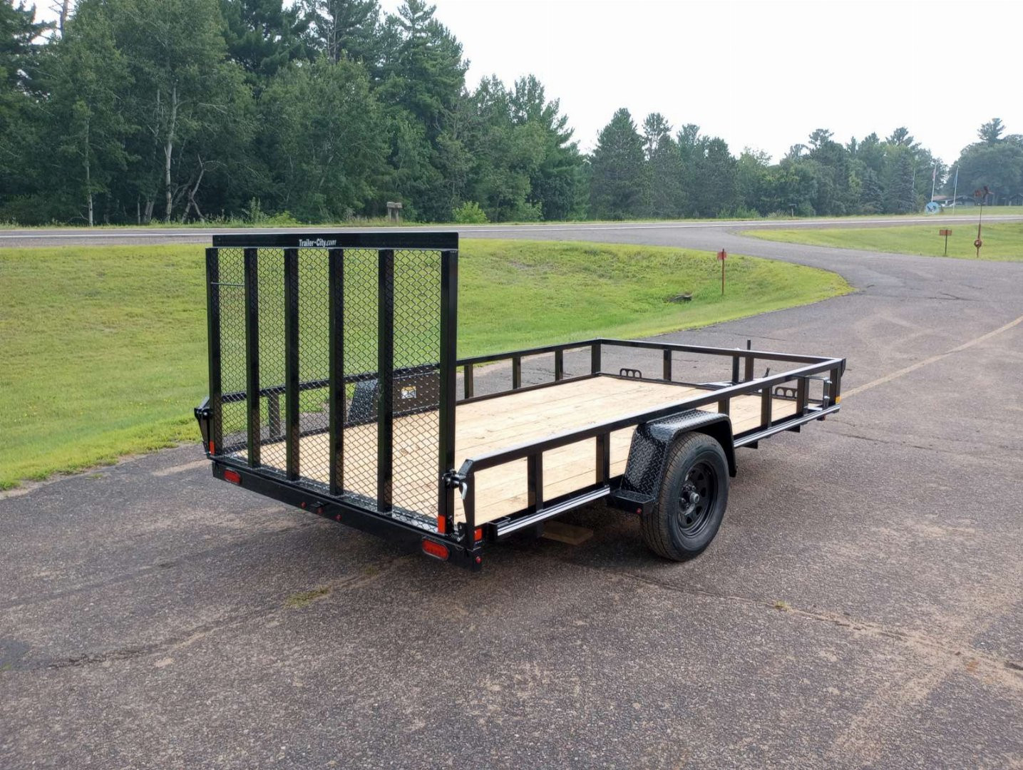 New Midsota Nova Utility Trailer 82"x12' Utility Trailer