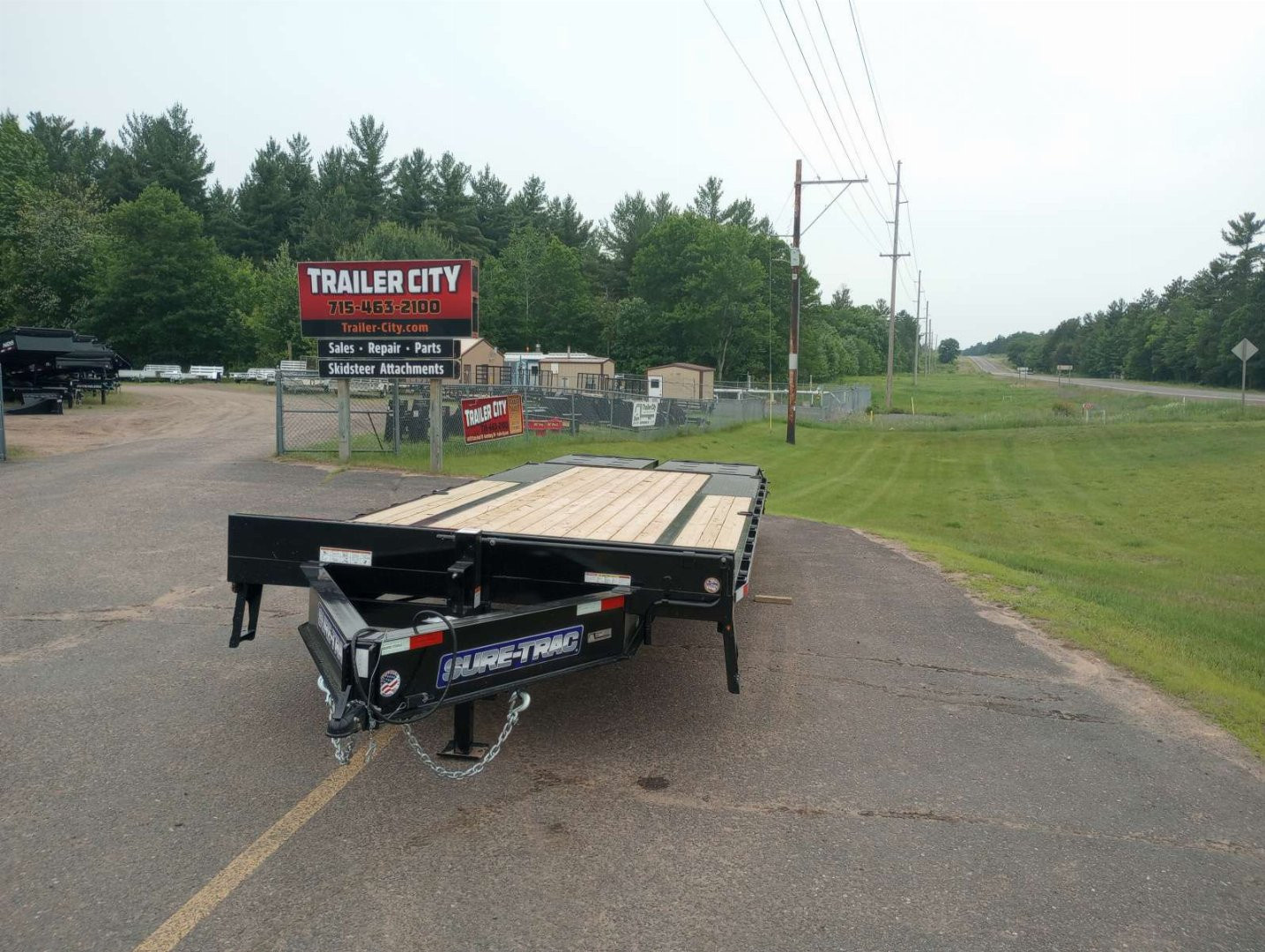 Used 2025 Sure-Trac 25' Deckover Deckover Trailer