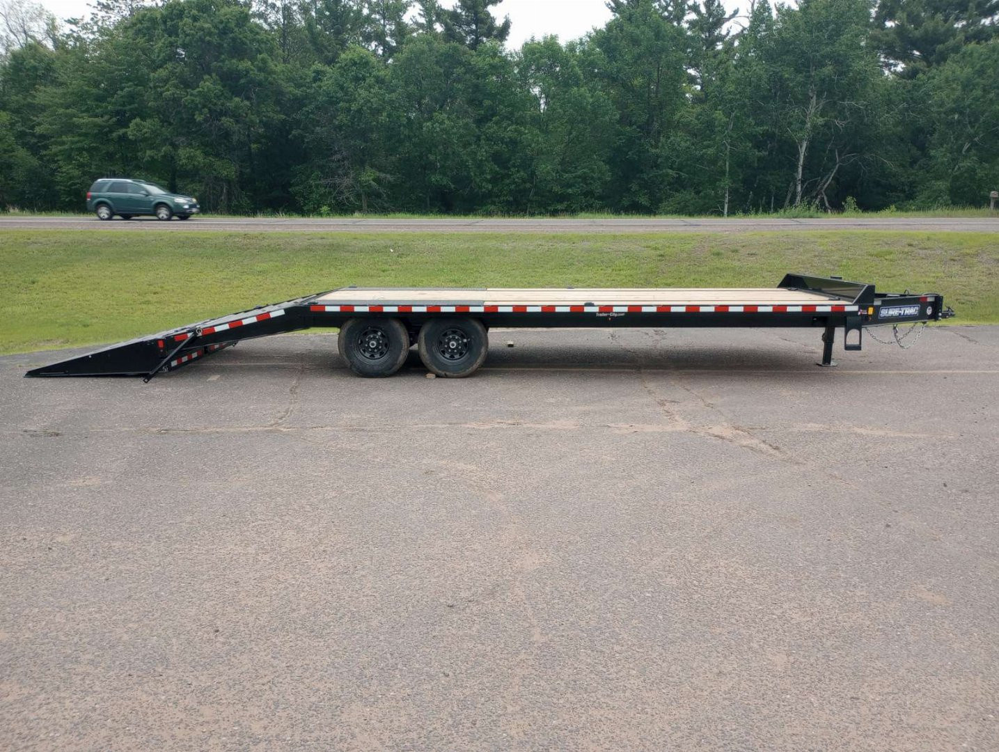 Used 2025 Sure-Trac 25' Deckover Deckover Trailer