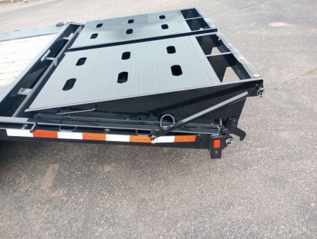 Used 2025 Sure-Trac 25' Deckover Deckover Trailer