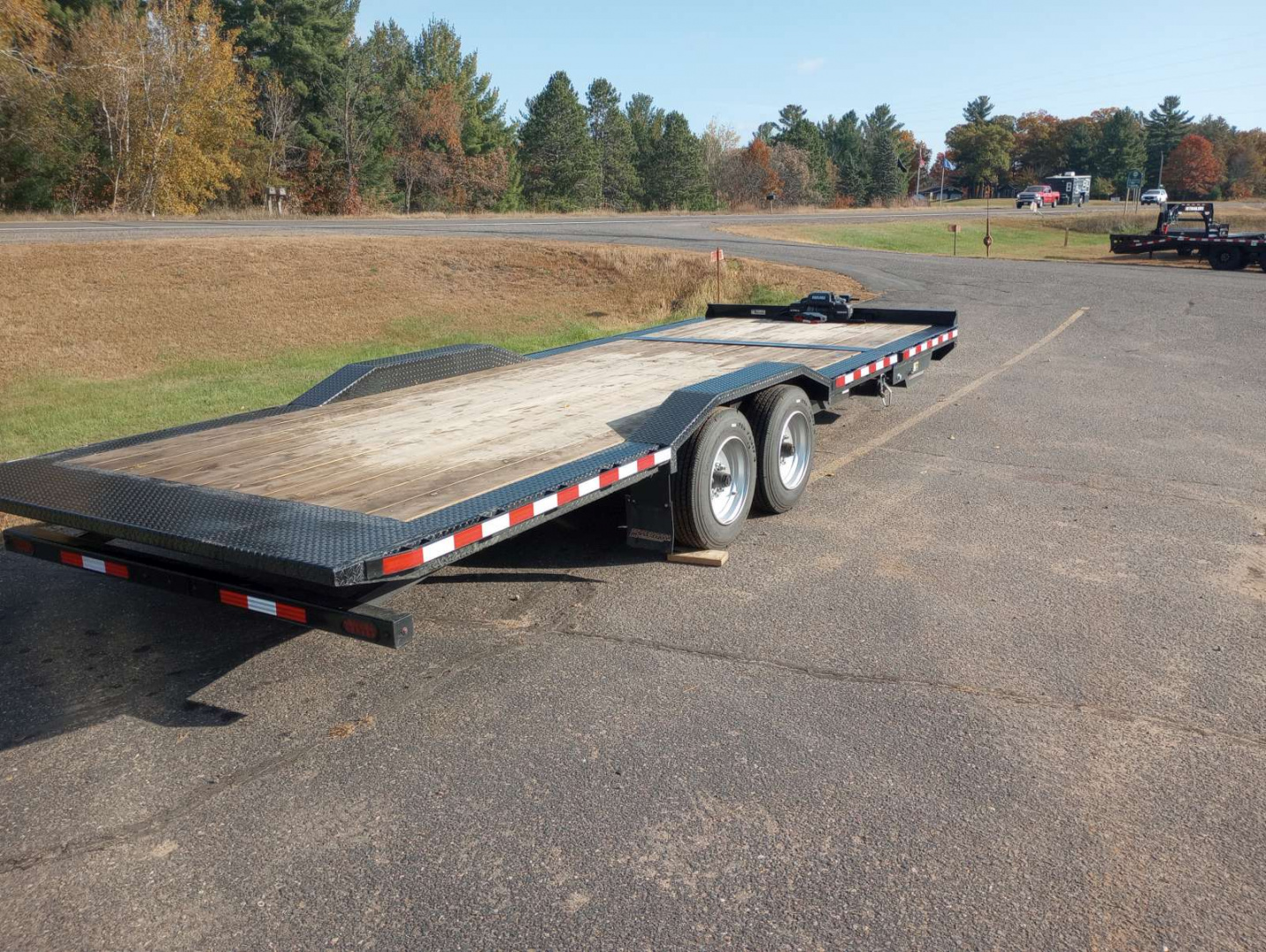 Used 2025 MIDSOTA TBWB-24 Equipment / Tilt Trailer