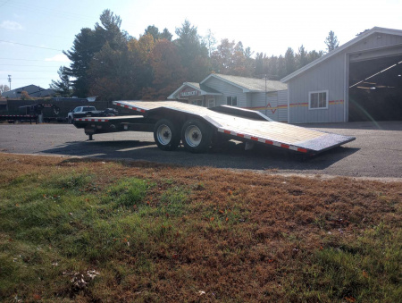 Used 2025 MIDSOTA TBWB-24 Equipment / Tilt Trailer