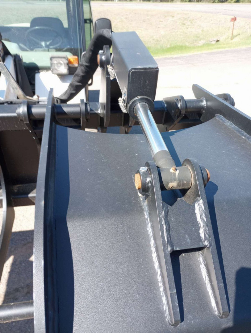 New 2025 Jenkins Iron and Steel 84" Debris Grapple