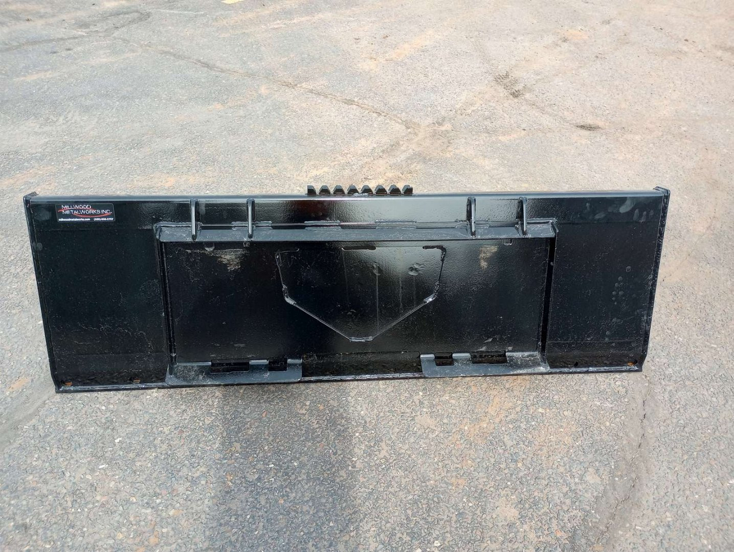 New Millwood Metalworks 72" Manure Fork