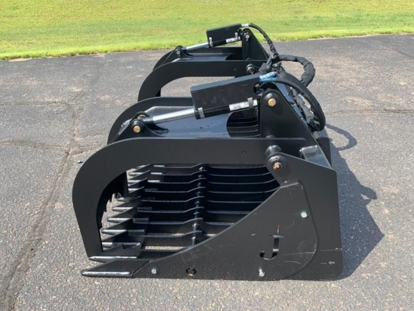 New 2025 Jenkins Iron and Steel 68" Skeleton Grapple Skid Steers