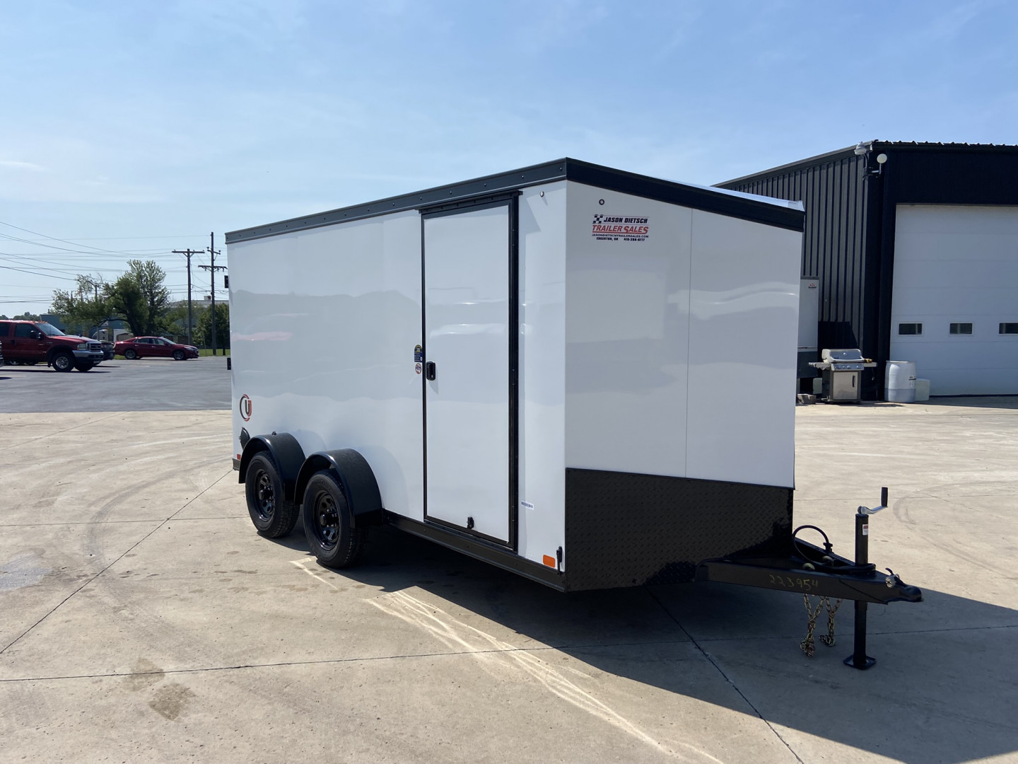 New United 14' UJ V-Nose Enclosed Cargo Trailer