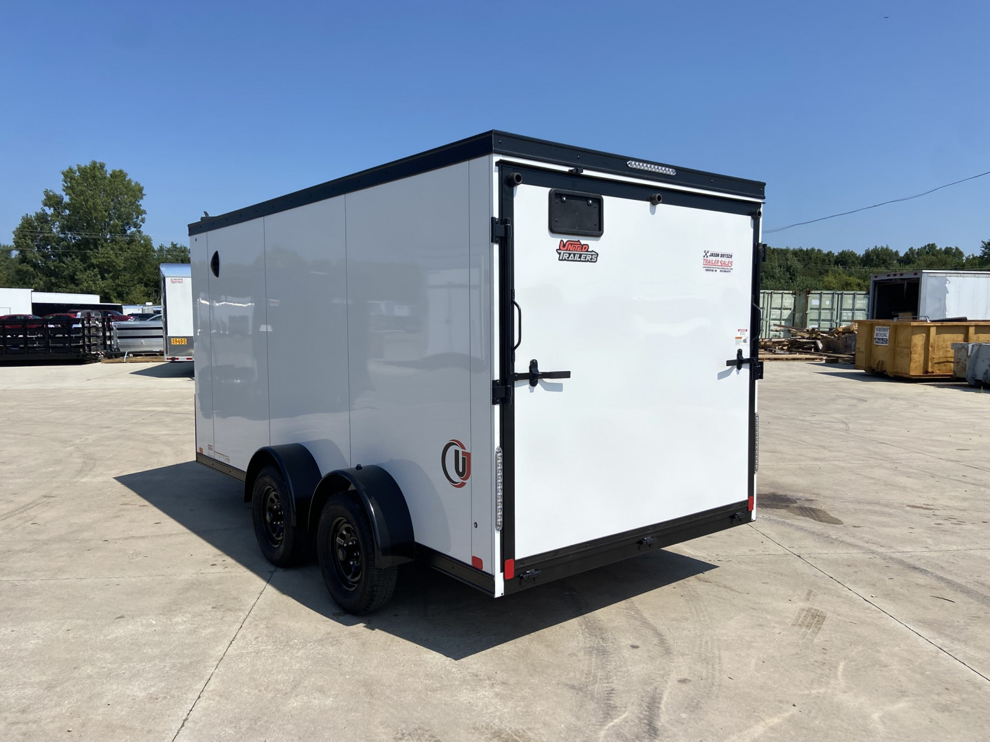 New United 14' UJ V-Nose Enclosed Cargo Trailer