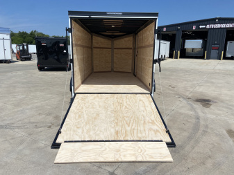 New United 14' UJ V-Nose Enclosed Cargo Trailer