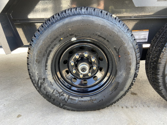 New Lamar 14' Dump Trailer