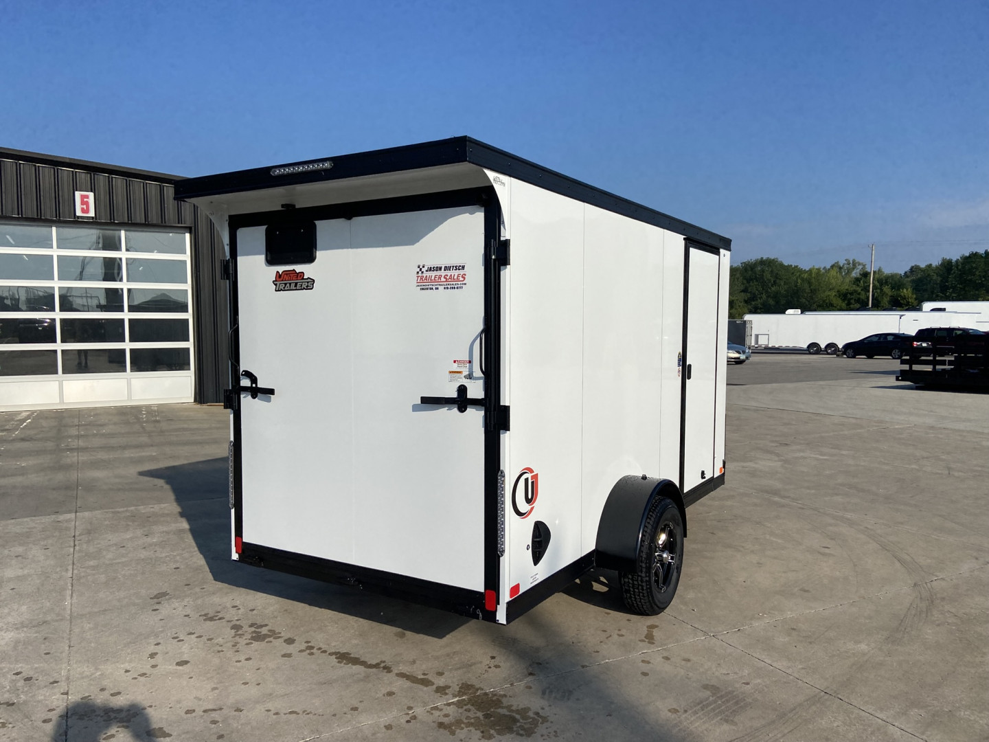 New United 12' UJ V-Nose Enclosed Cargo Trailer