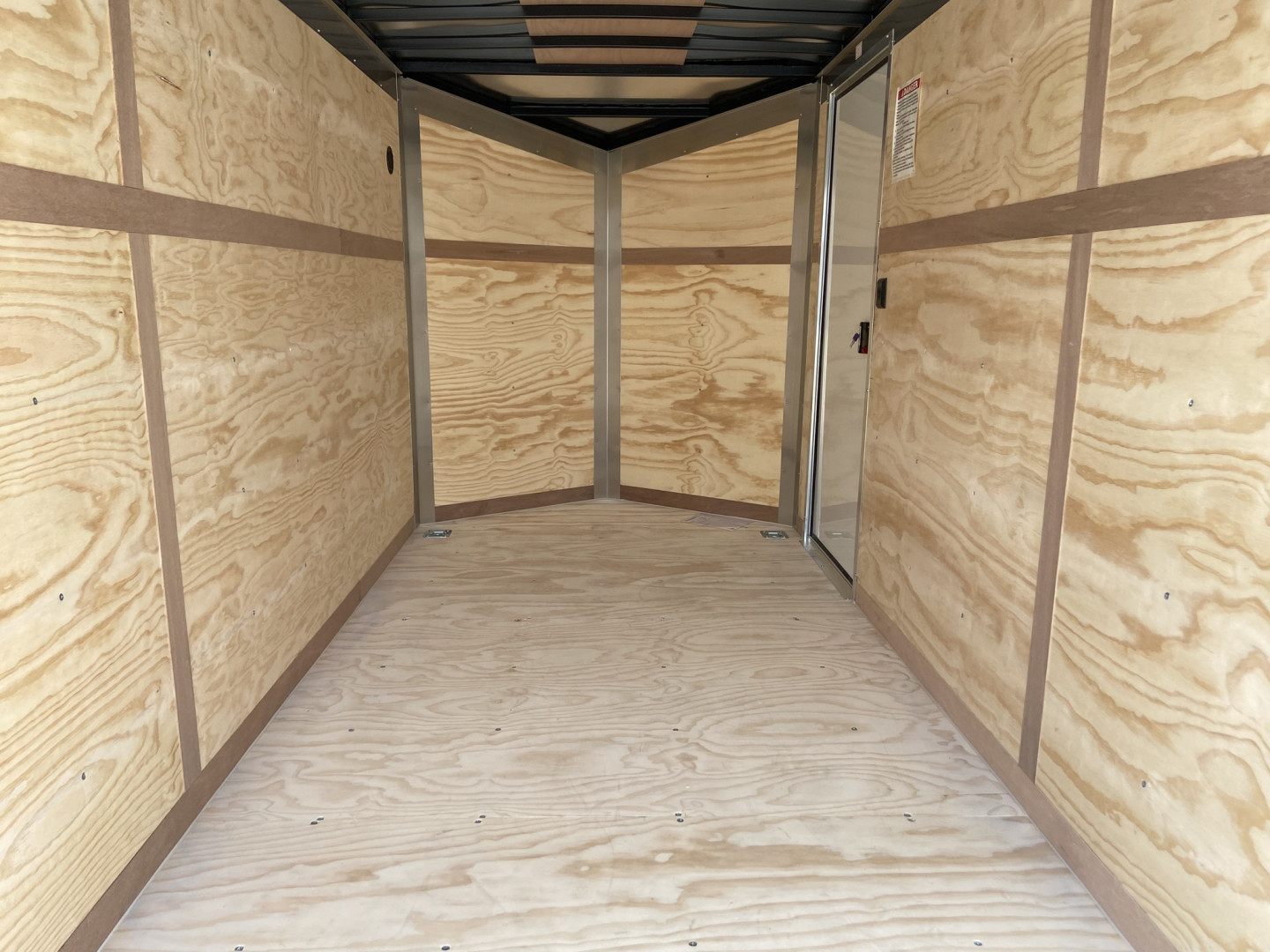 New United 12' UJ V-Nose Enclosed Cargo Trailer