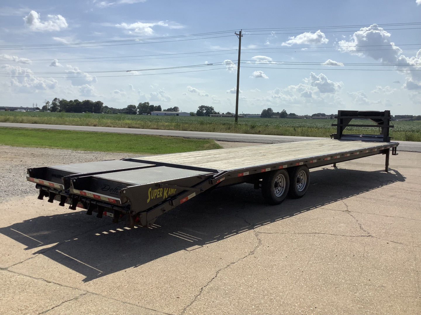 Used 2020 Delta Trailers 30+5 14K Gooseneck Flatbed