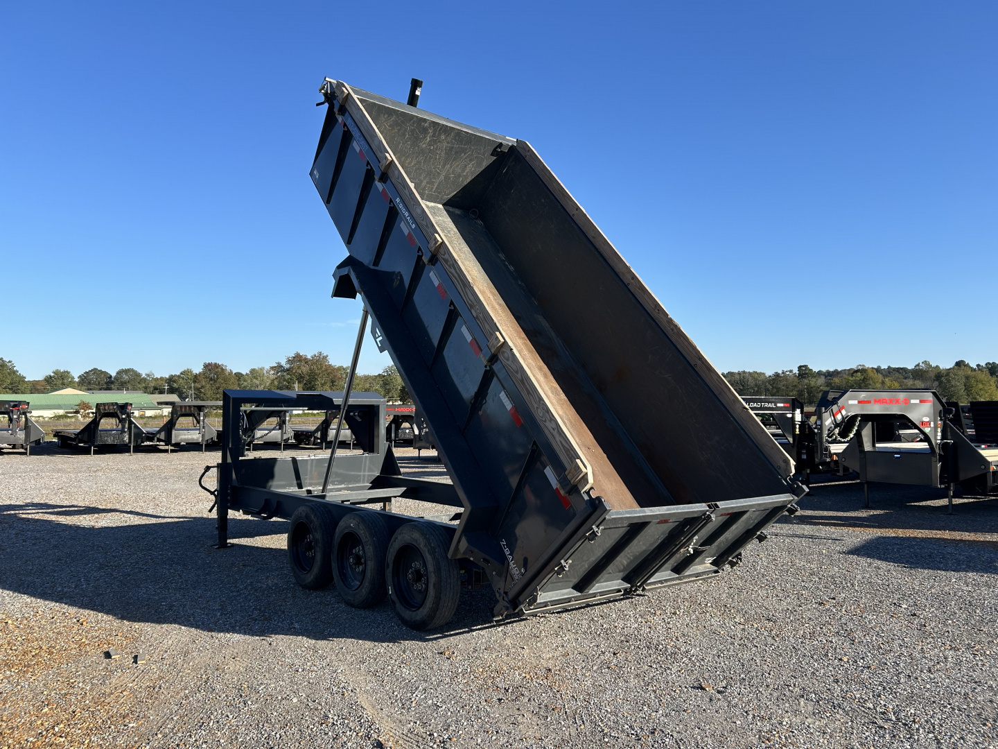 Used 2024 Lamar 83"x16' 21k Gooseneck Dump Trailer