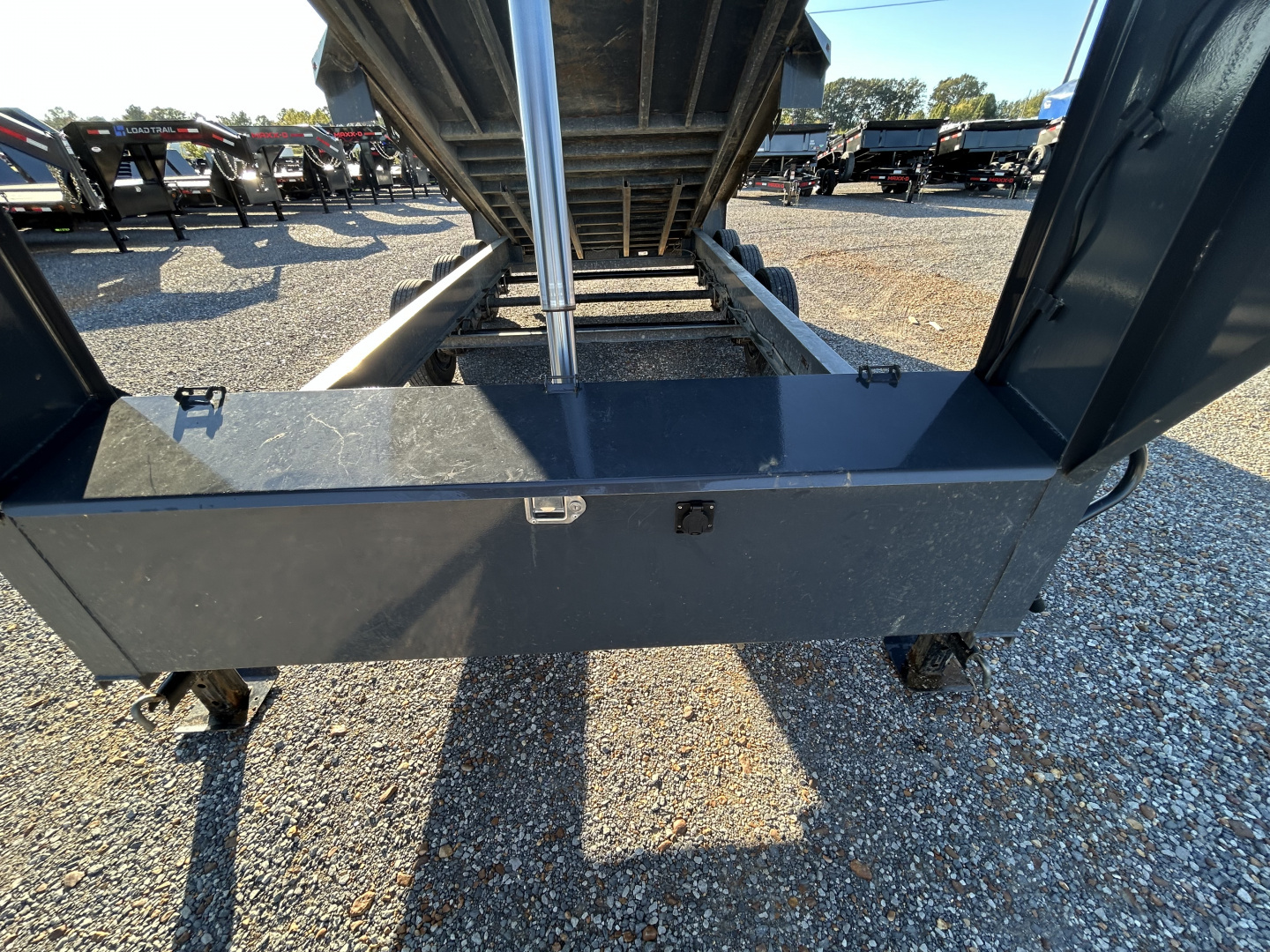 Used 2024 Lamar 83"x16' 21k Gooseneck Dump Trailer