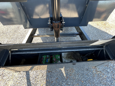 Used 2024 Lamar 83"x16' 21k Gooseneck Dump Trailer